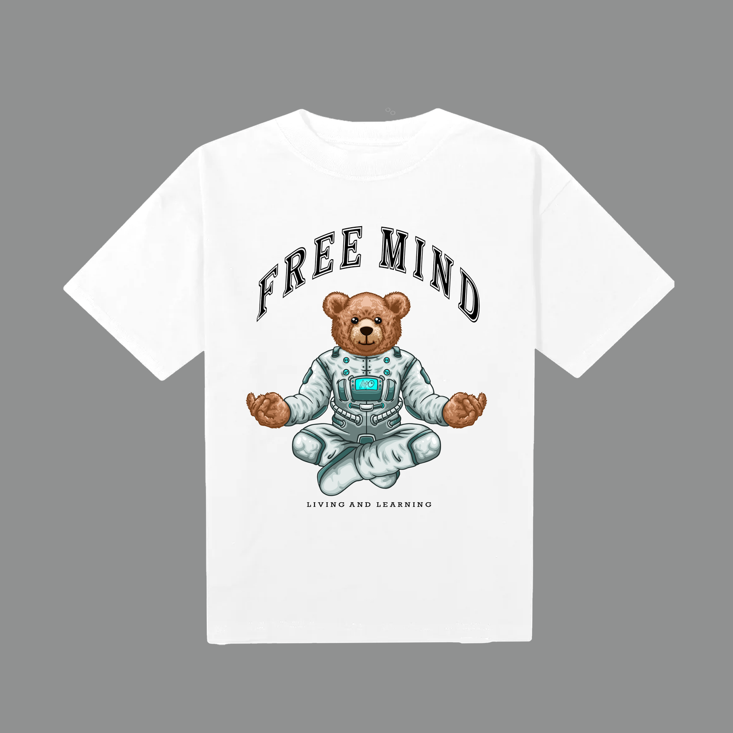 FREE MIND ASTRO-BEAR YOGA GRAPHICS TEE